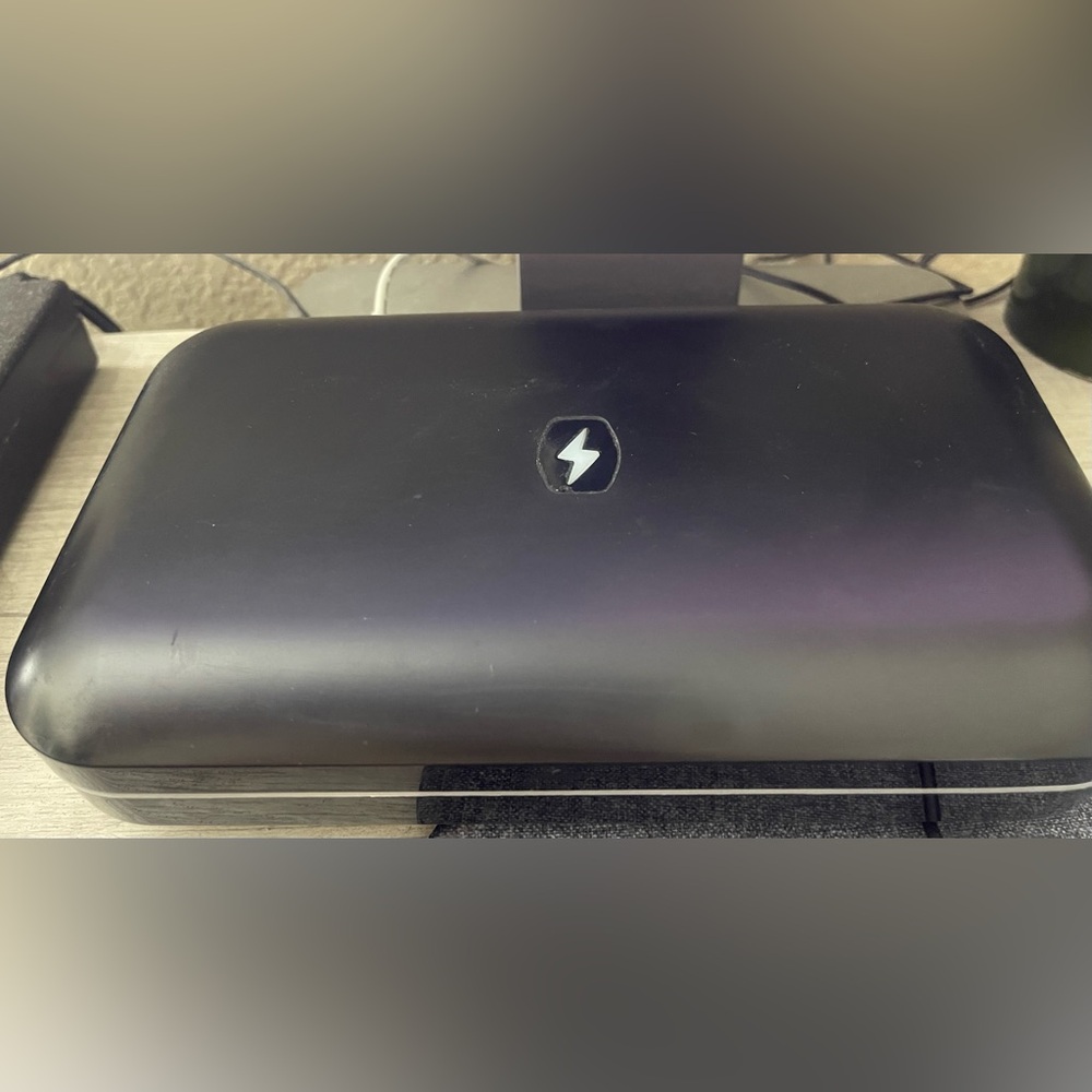 PhoneSoap UV cell phone sanitizer